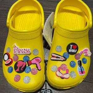 Customize crocs